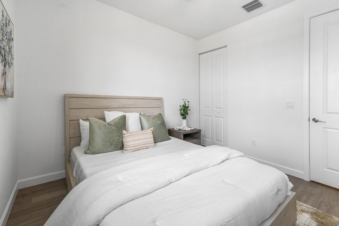 待售: $599,900 (4 贝兹, 2 浴室, 1971 平方英尺)