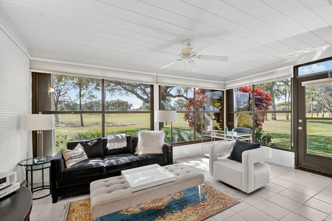 Activo con contrato: $279,000 (2 camas, 2 baños, 1734 Pies cuadrados)