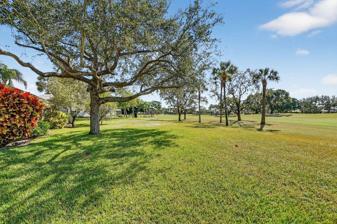 Activo con contrato: $279,000 (2 camas, 2 baños, 1734 Pies cuadrados)