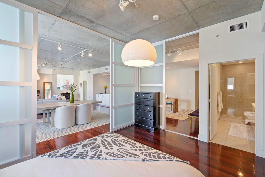 Active With Contract: $4,650 (2 beds, 2 baths, 1565 Square Feet)