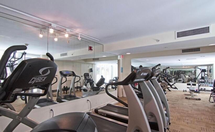 Active With Contract: $4,650 (2 beds, 2 baths, 1565 Square Feet)