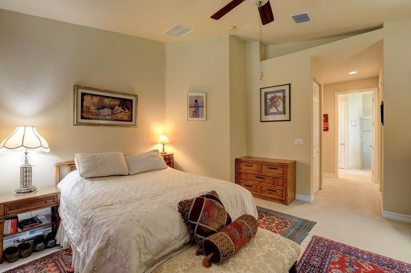 For Sale: $460,000 (3 beds, 2 baths, 1996 Square Feet)