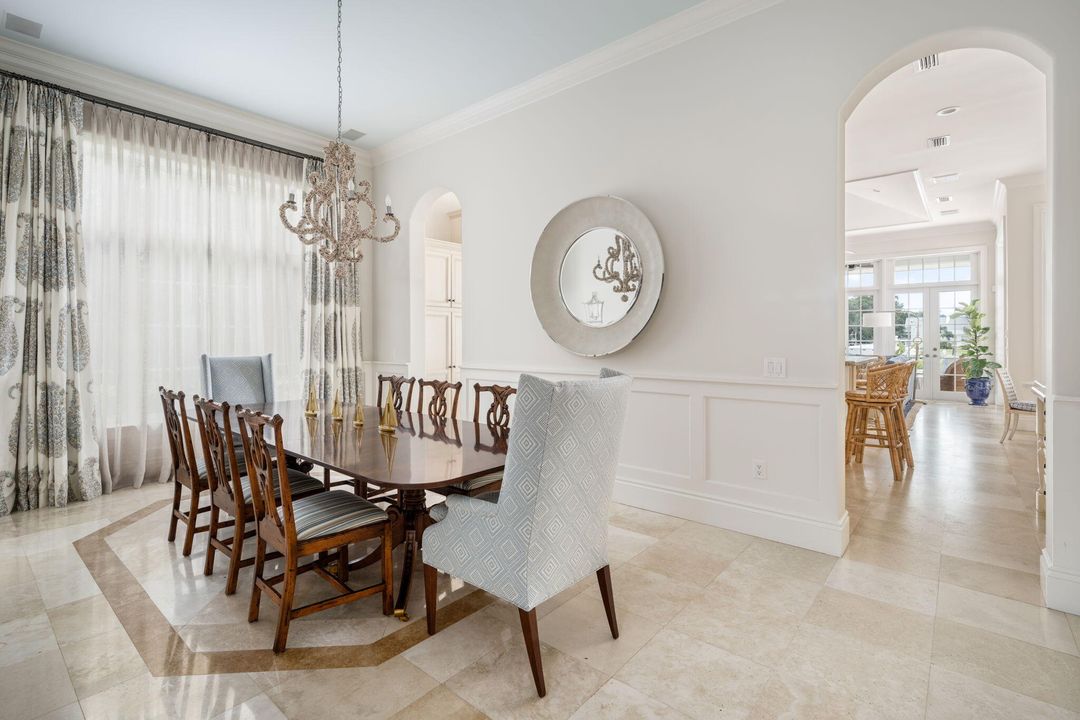 На продажу: $4,950,000 (4 спален, 4 ванн, 4719 Квадратных фут)