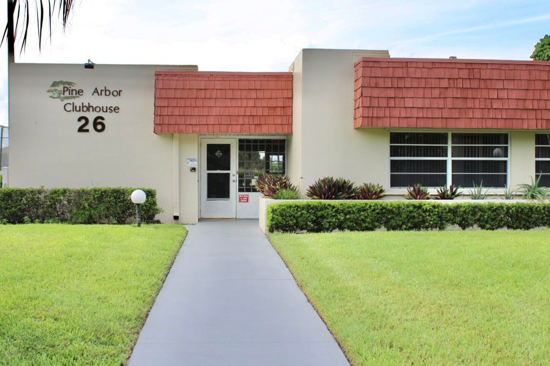 For Rent: $1,800 (1 beds, 1 baths, 750 Square Feet)