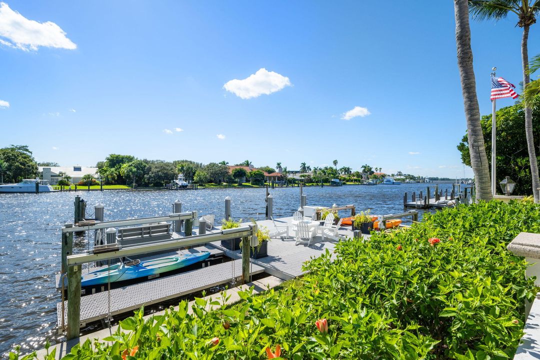 На продажу: $4,950,000 (4 спален, 4 ванн, 4719 Квадратных фут)