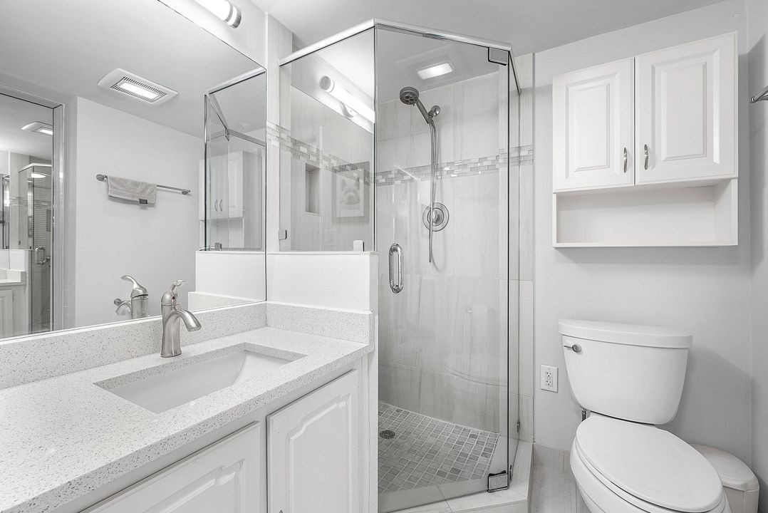 For Rent: $10,000 (2 beds, 2 baths, 1360 Square Feet)