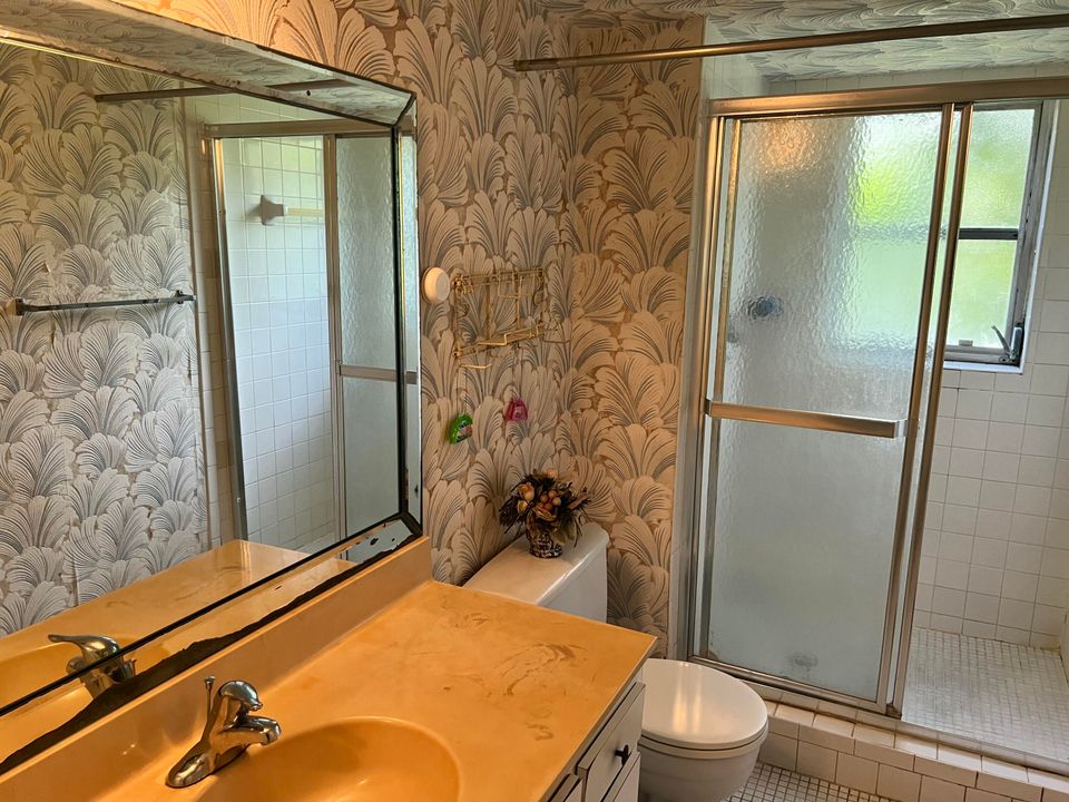 На продажу: $140,000 (2 спален, 2 ванн, 1110 Квадратных фут)