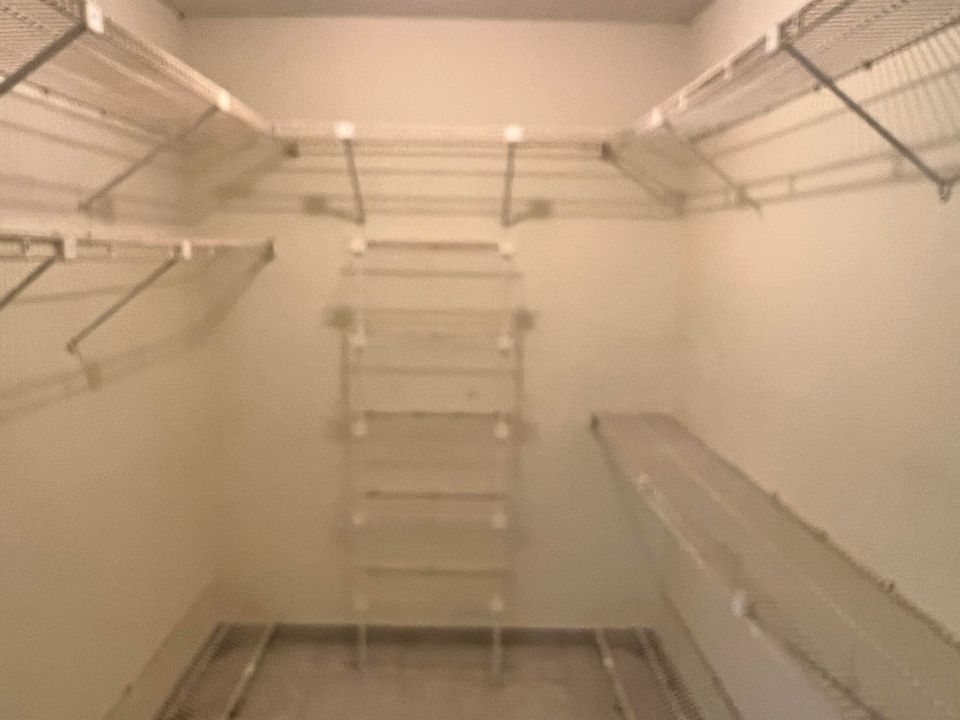 На продажу: $140,000 (2 спален, 2 ванн, 1110 Квадратных фут)