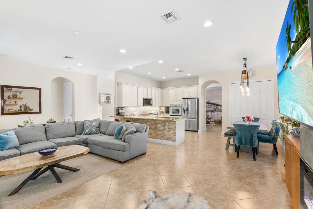 待售: $1,235,000 (5 贝兹, 4 浴室, 3509 平方英尺)