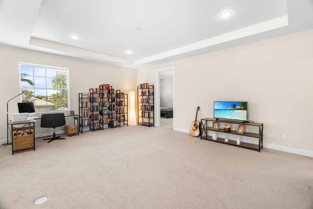 待售: $1,235,000 (5 贝兹, 4 浴室, 3509 平方英尺)