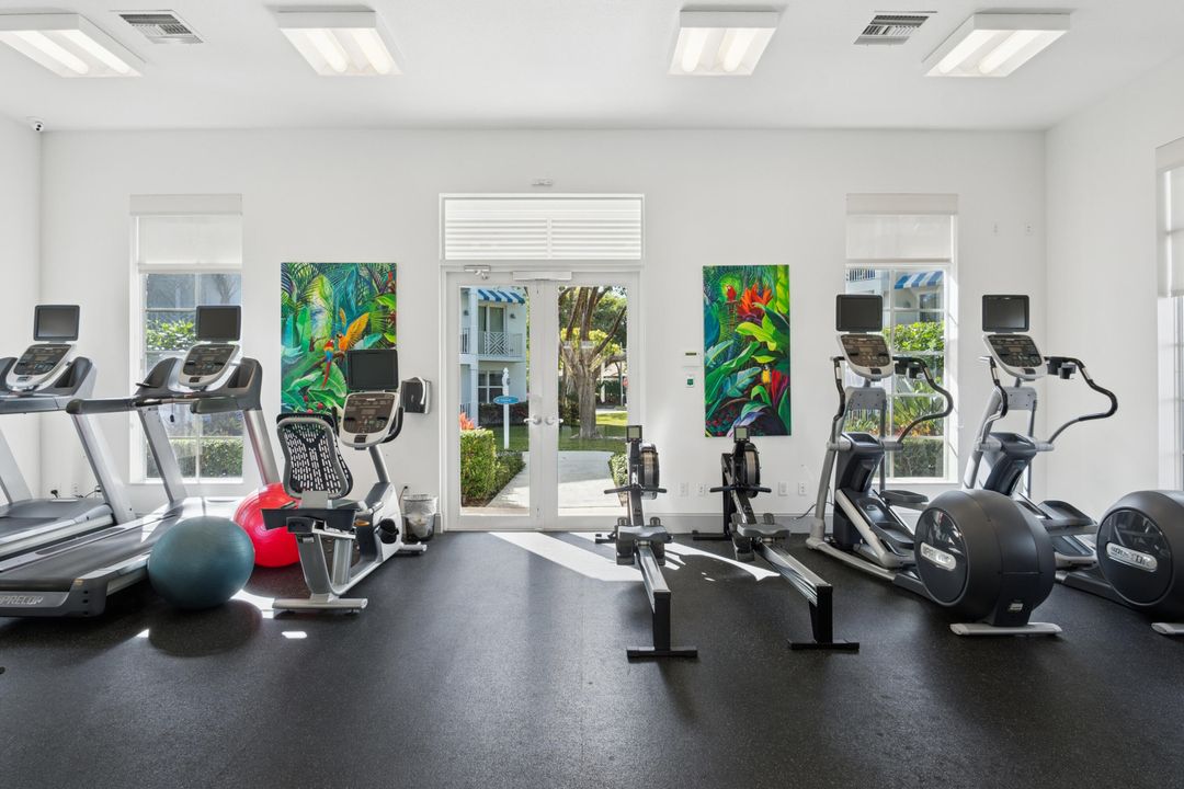 En Venta: $799,000 (2 camas, 2 baños, 1275 Pies cuadrados)