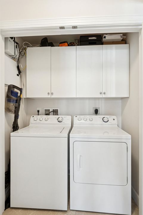 En Venta: $799,000 (2 camas, 2 baños, 1275 Pies cuadrados)