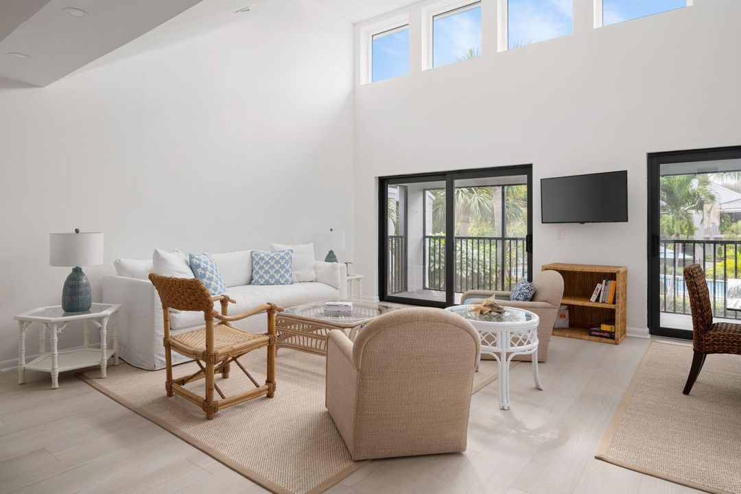 待售: $565,000 (2 贝兹, 2 浴室, 1475 平方英尺)