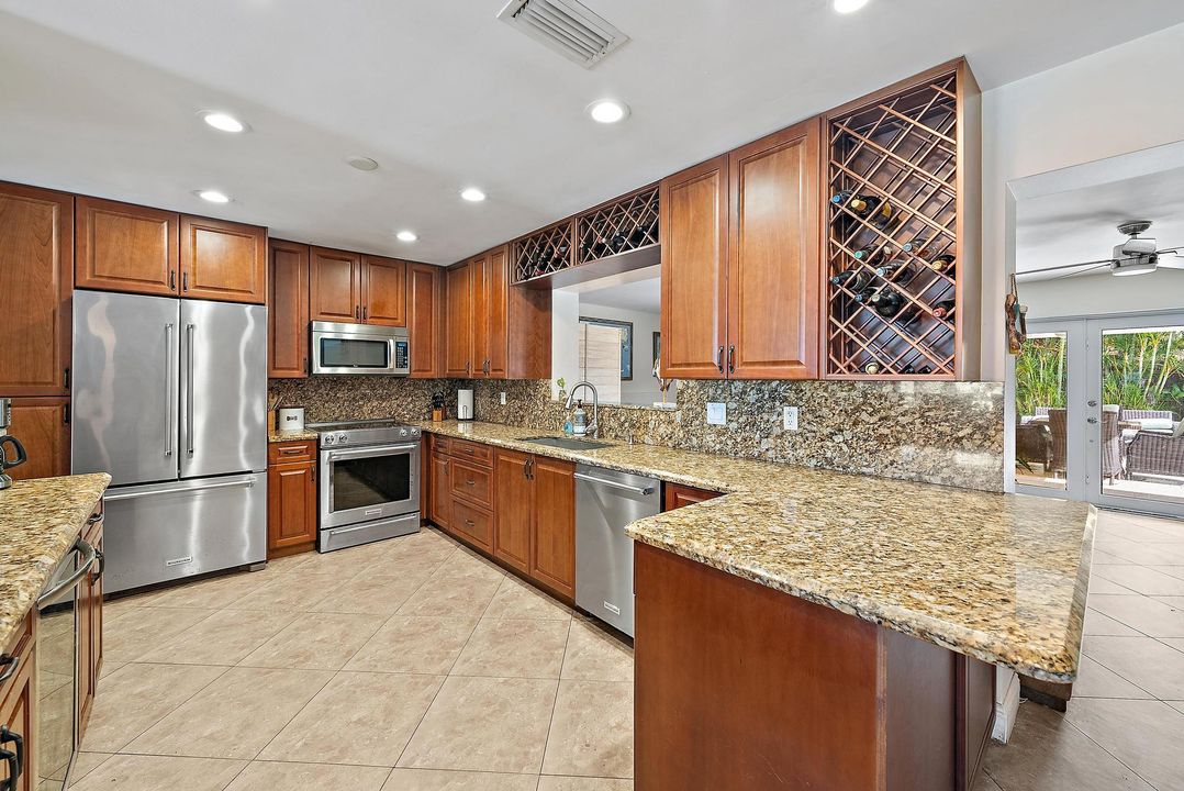 For Rent: $10,000 (3 beds, 2 baths, 1908 Square Feet)