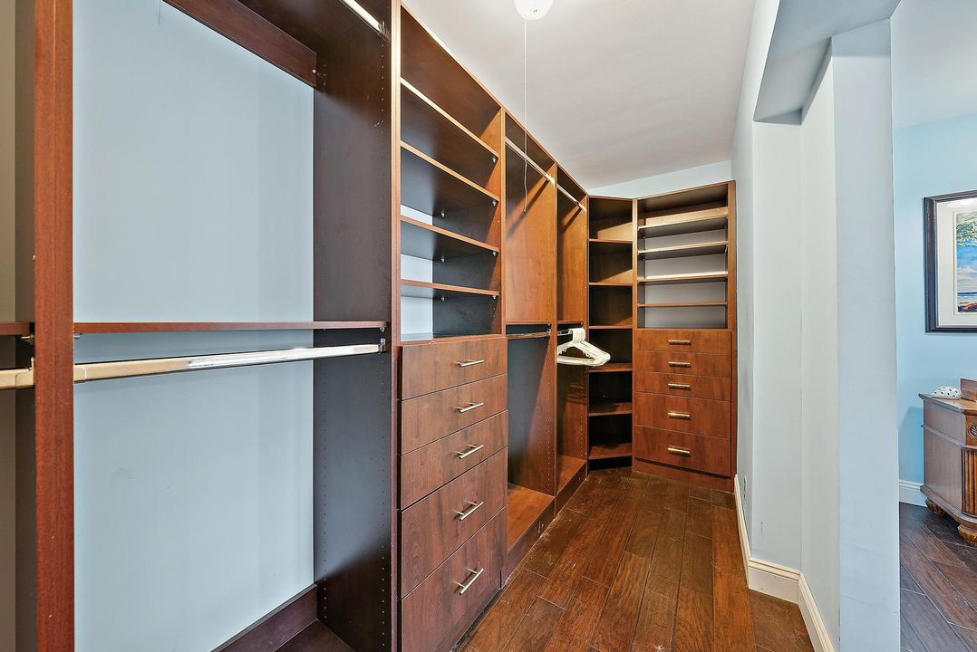 For Rent: $10,000 (3 beds, 2 baths, 1908 Square Feet)