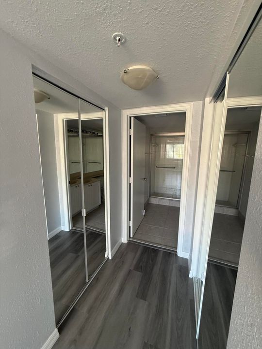 Active With Contract: $2,200 (2 beds, 2 baths, 1075 Square Feet)