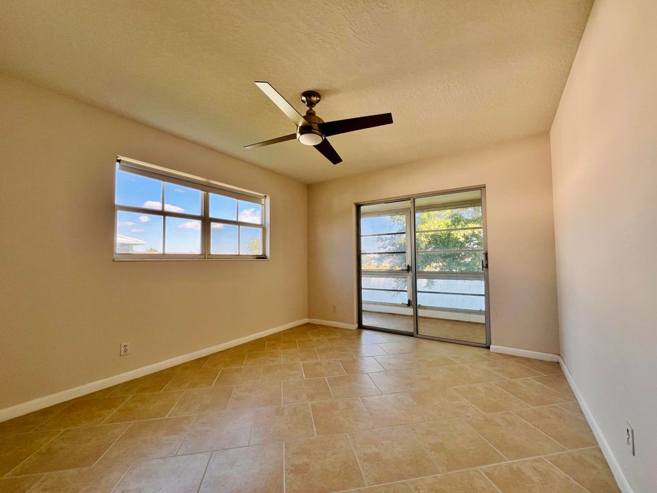 En Venta: $174,900 (2 camas, 1 baños, 798 Pies cuadrados)