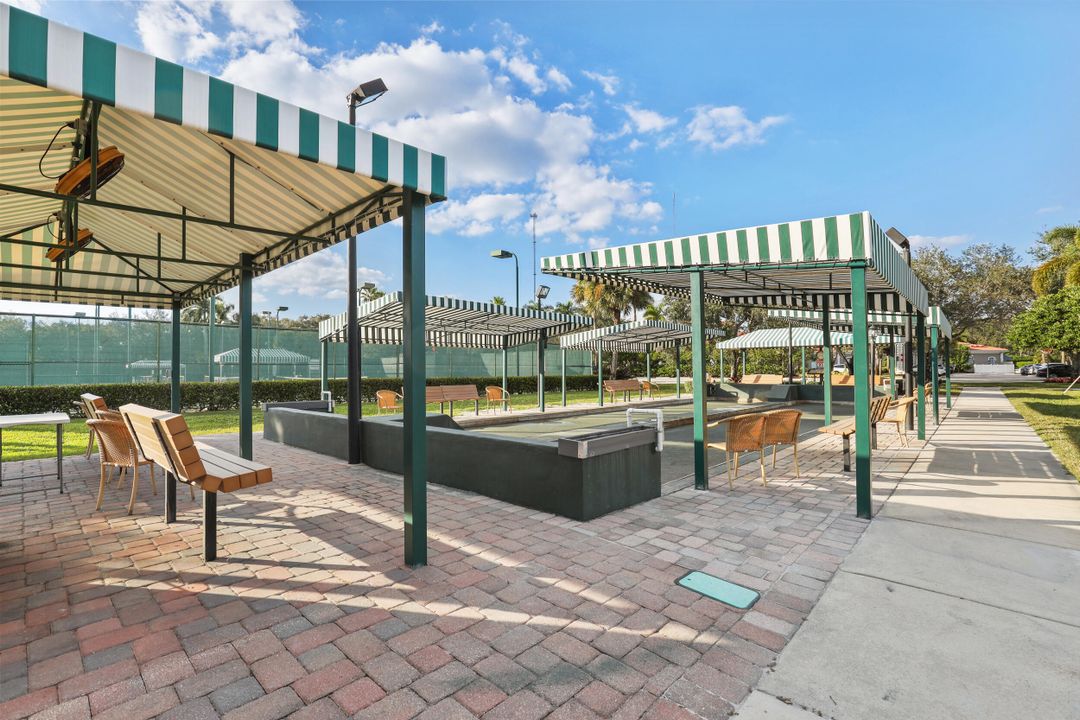 For Sale: $610,000 (3 beds, 2 baths, 2306 Square Feet)