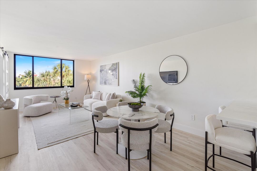 For Sale: $385,000 (2 beds, 2 baths, 1175 Square Feet)