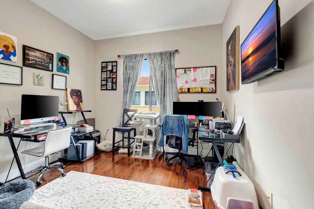 Active With Contract: $2,750 (3 beds, 2 baths, 1624 Square Feet)