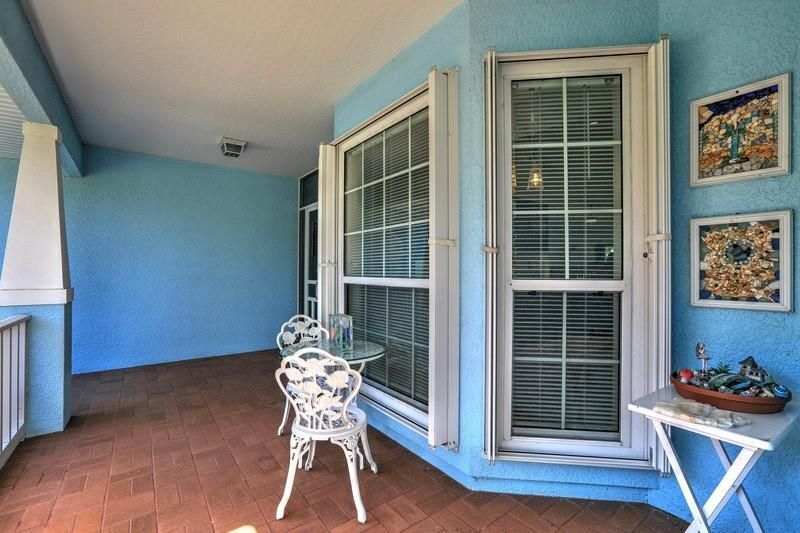 Active With Contract: $425,000 (3 beds, 2 baths, 1837 Square Feet)