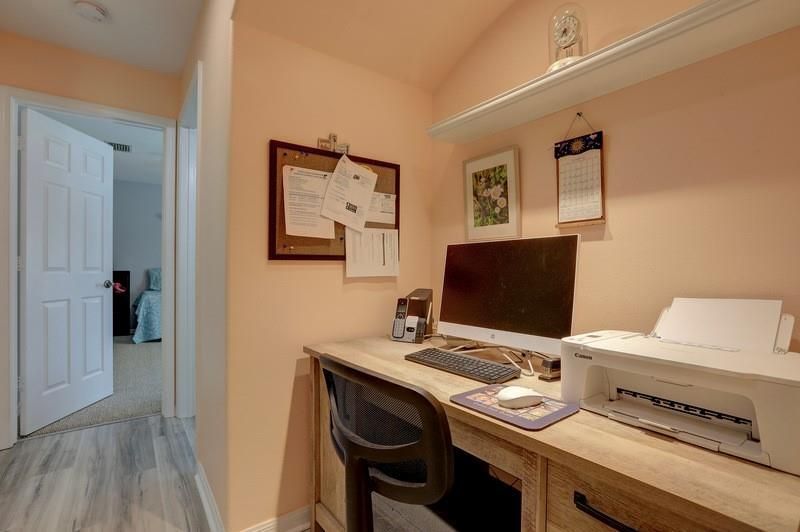 Active With Contract: $425,000 (3 beds, 2 baths, 1837 Square Feet)