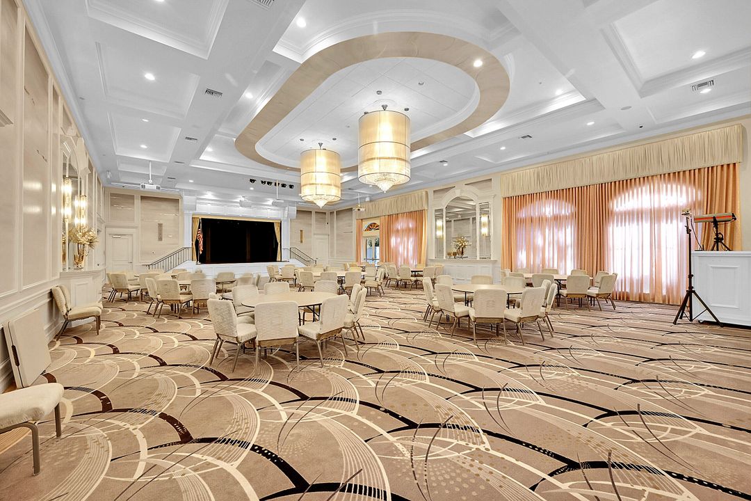 For Sale: $449,000 (3 beds, 2 baths, 1904 Square Feet)