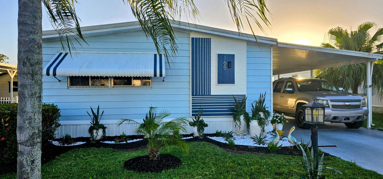 For Sale: $159,000 (2 beds, 2 baths, 1400 Square Feet)