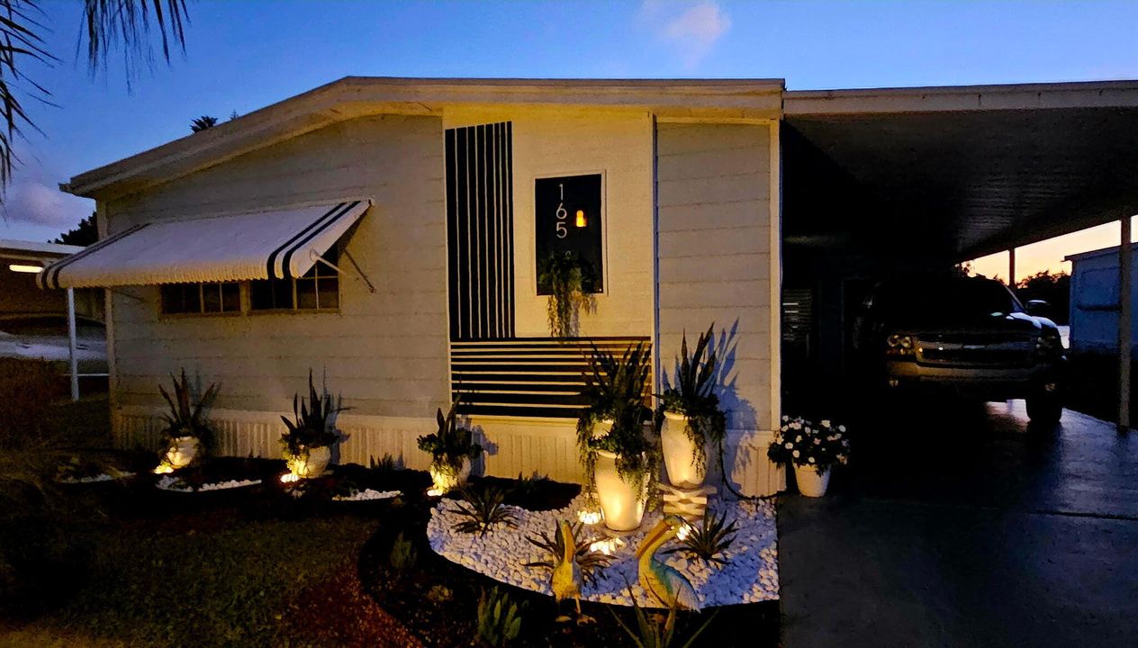 For Sale: $159,000 (2 beds, 2 baths, 1400 Square Feet)