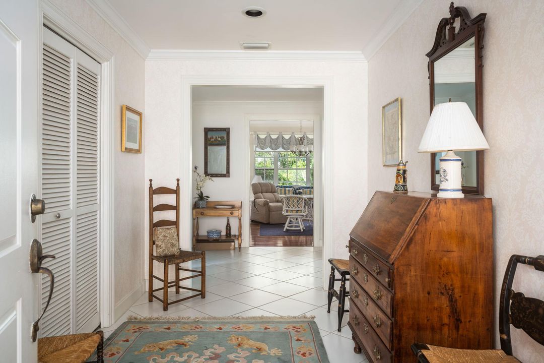 En Venta: $1,100,000 (3 camas, 2 baños, 2684 Pies cuadrados)