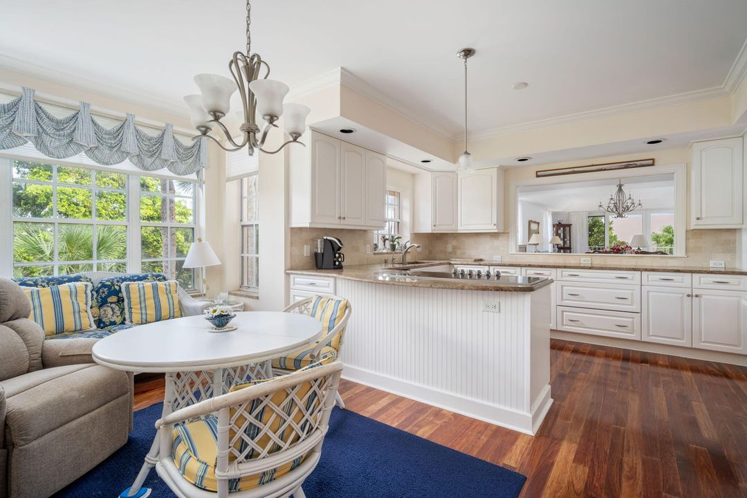 En Venta: $1,100,000 (3 camas, 2 baños, 2684 Pies cuadrados)