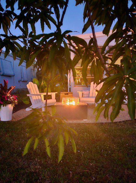 For Sale: $159,000 (2 beds, 2 baths, 1400 Square Feet)