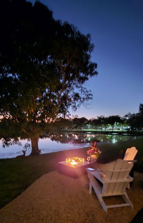 For Sale: $159,000 (2 beds, 2 baths, 1400 Square Feet)