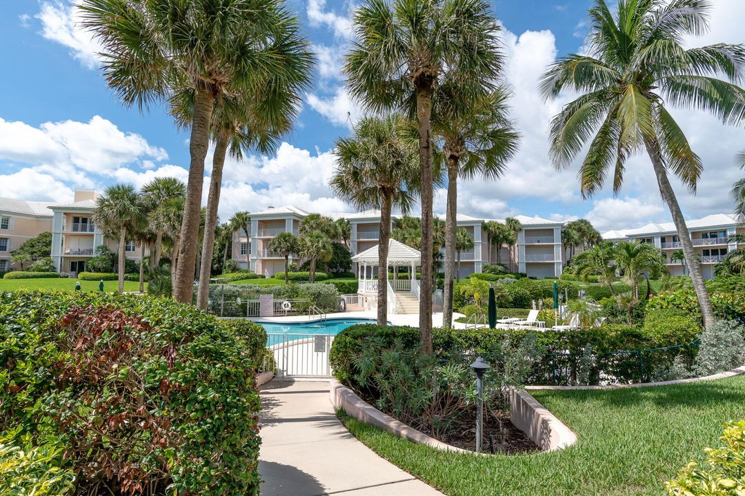 En Venta: $1,100,000 (3 camas, 2 baños, 2684 Pies cuadrados)