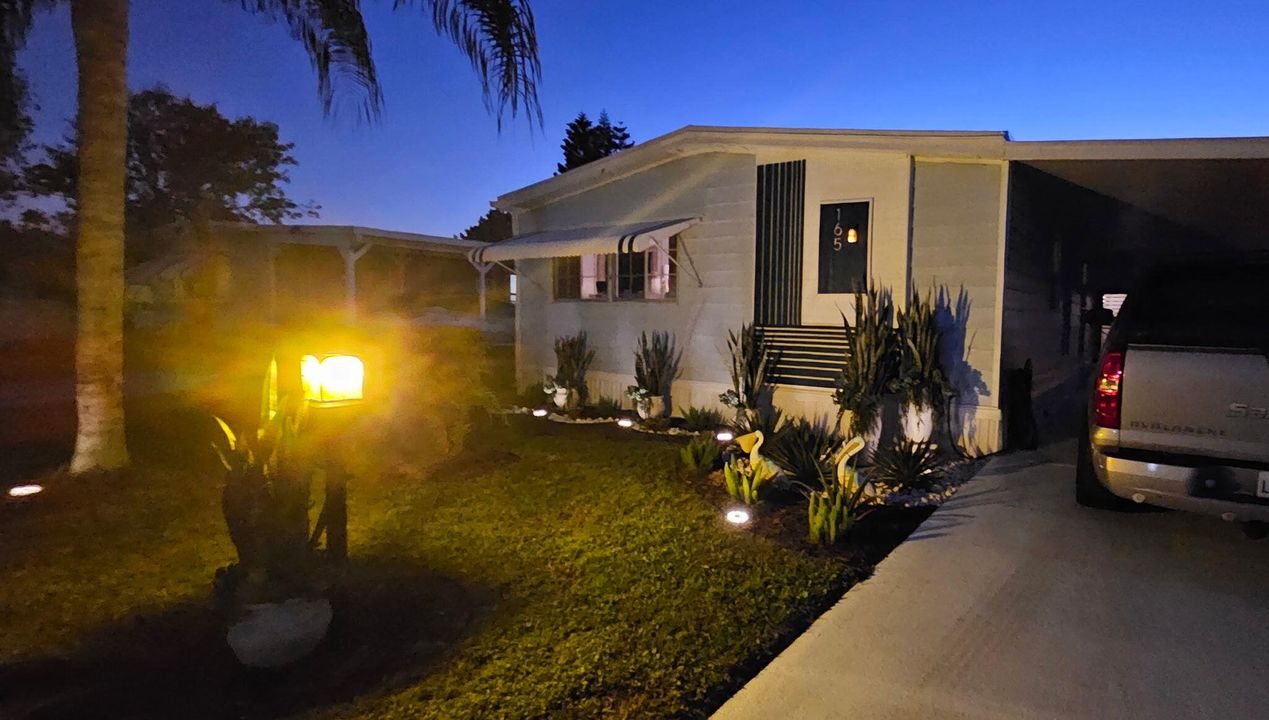 For Sale: $159,000 (2 beds, 2 baths, 1400 Square Feet)