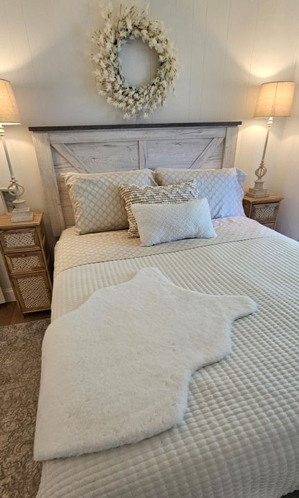 For Sale: $159,000 (2 beds, 2 baths, 1400 Square Feet)