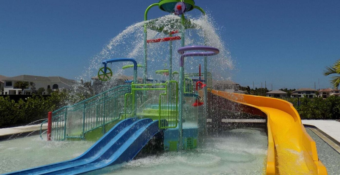 出租: $10,500 (4 贝兹, 3 浴室, 3057 平方英尺)