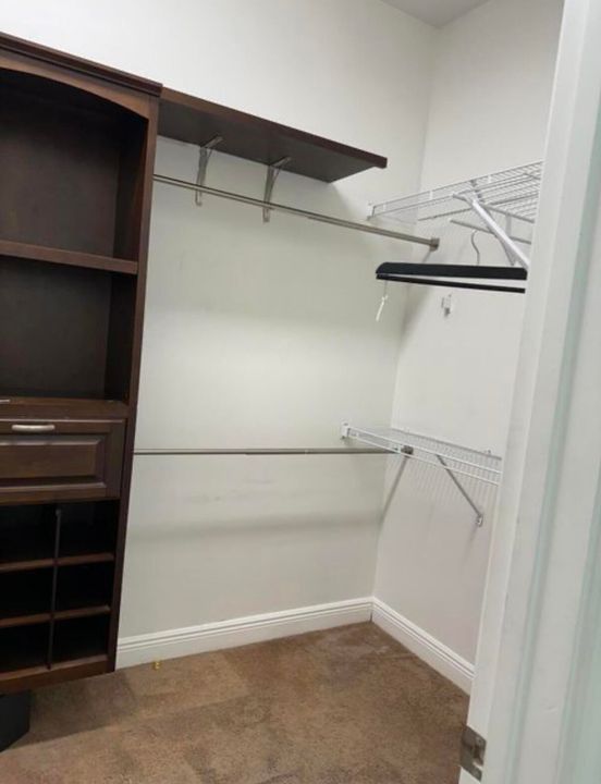 For Rent: $3,350 (3 beds, 3 baths, 2046 Square Feet)