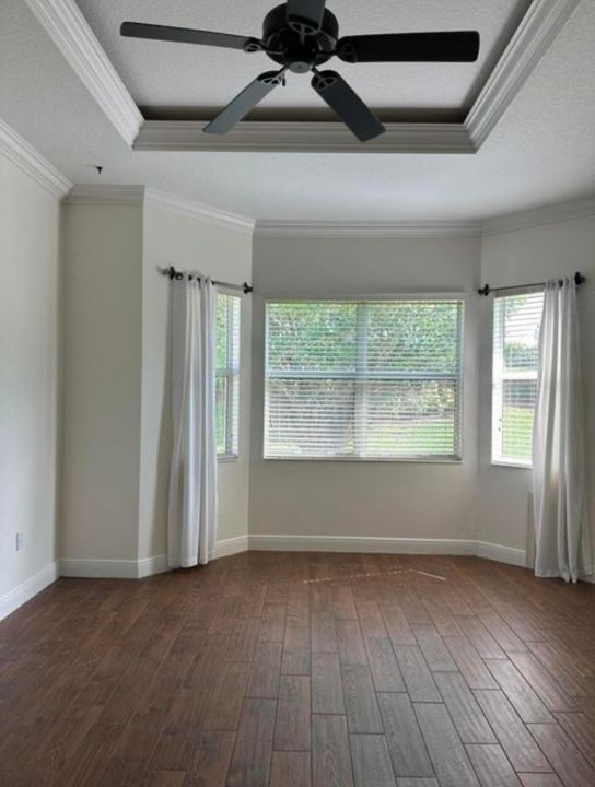 For Rent: $3,350 (3 beds, 3 baths, 2046 Square Feet)