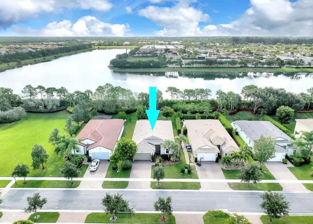 For Rent: $3,350 (3 beds, 3 baths, 2046 Square Feet)