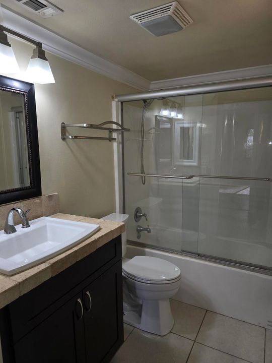 En Renta: $2,600 (2 camas, 2 baños, 1280 Pies cuadrados)