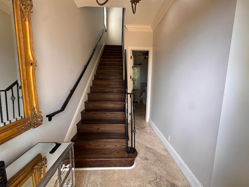 For Rent: $8,950 (3 beds, 3 baths, 1975 Square Feet)