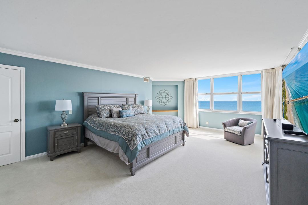 For Rent: $12,000 (3 beds, 4 baths, 2657 Square Feet)