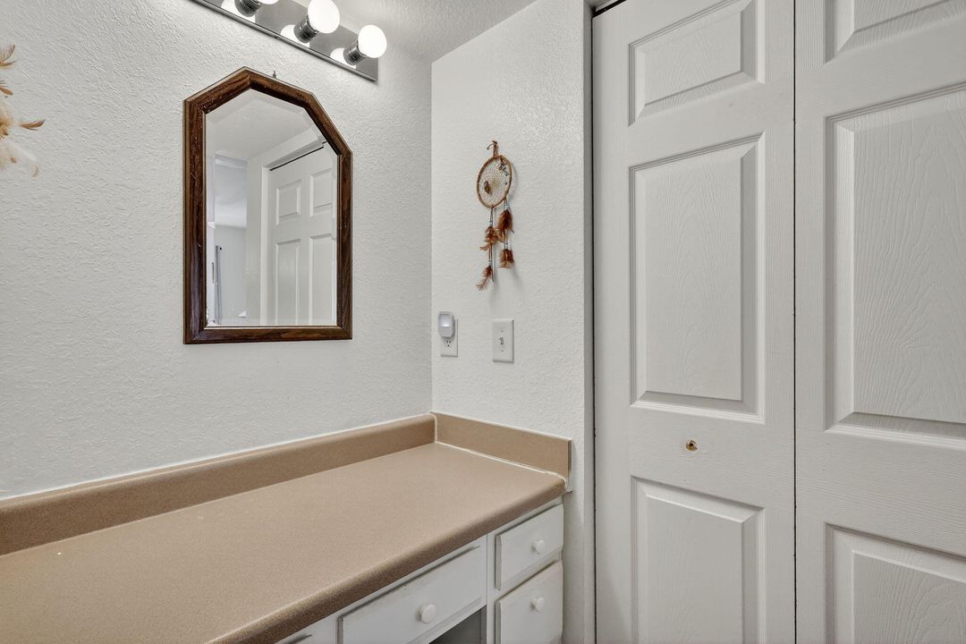 На продажу: $176,900 (1 спален, 1 ванн, 868 Квадратных фут)