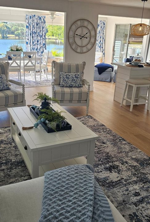 For Sale: $159,000 (2 beds, 2 baths, 1400 Square Feet)