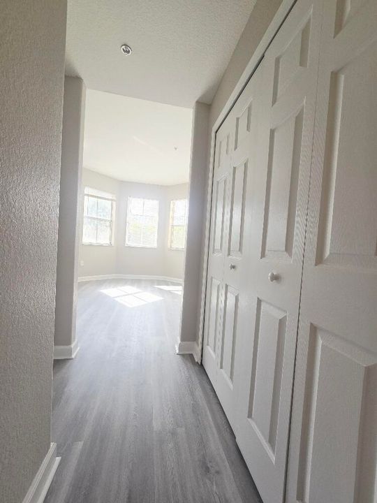 En Renta: $2,300 (3 camas, 3 baños, 1815 Pies cuadrados)