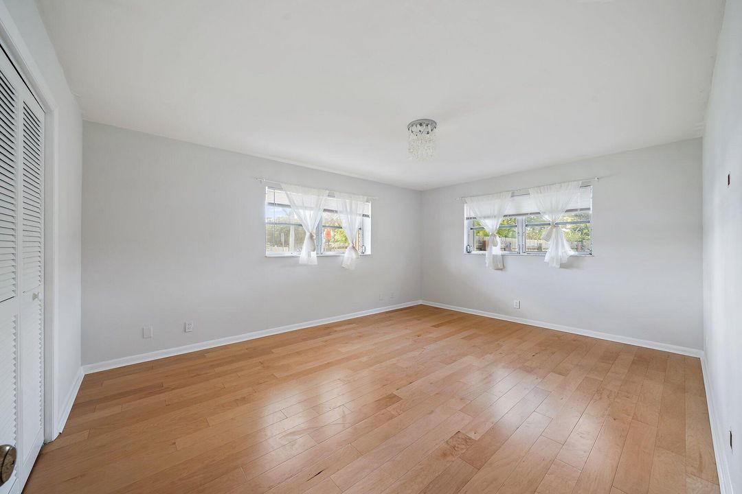 For Rent: $6,000 (3 beds, 2 baths, 1632 Square Feet)