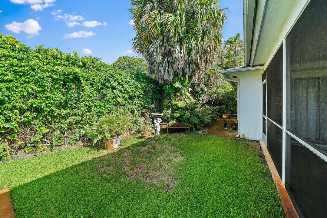 For Rent: $6,000 (3 beds, 2 baths, 1632 Square Feet)