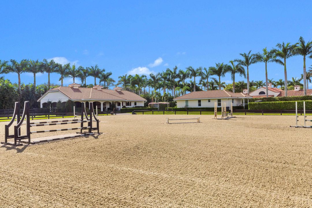 For Sale: $13,995,000 (6 beds, 6 baths, 8084 Square Feet)