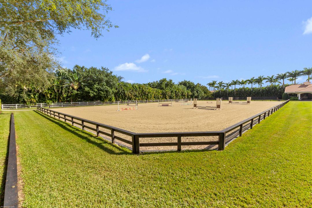 For Sale: $13,995,000 (6 beds, 6 baths, 8084 Square Feet)